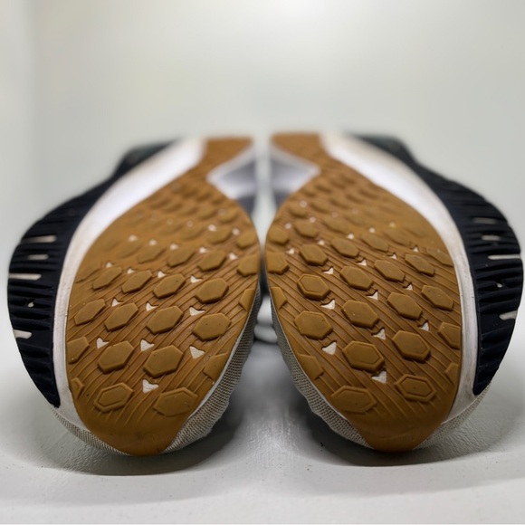 Nike Air Zoom Vomero 14 Running Shoes White Navy Gum Sole Men’s 11.5 main image 5